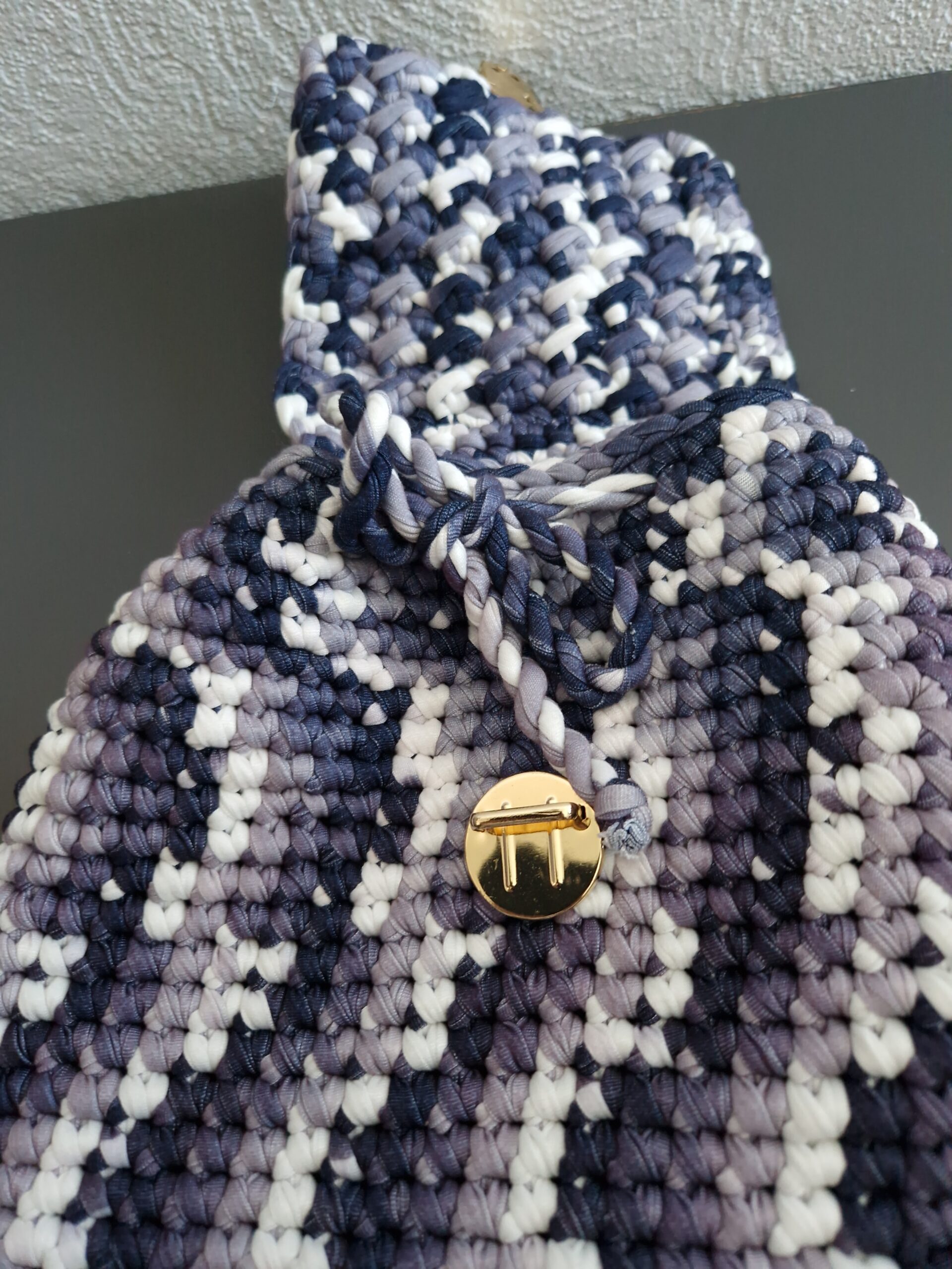 Sac à dos – Bleu marine et blanc – Image 2