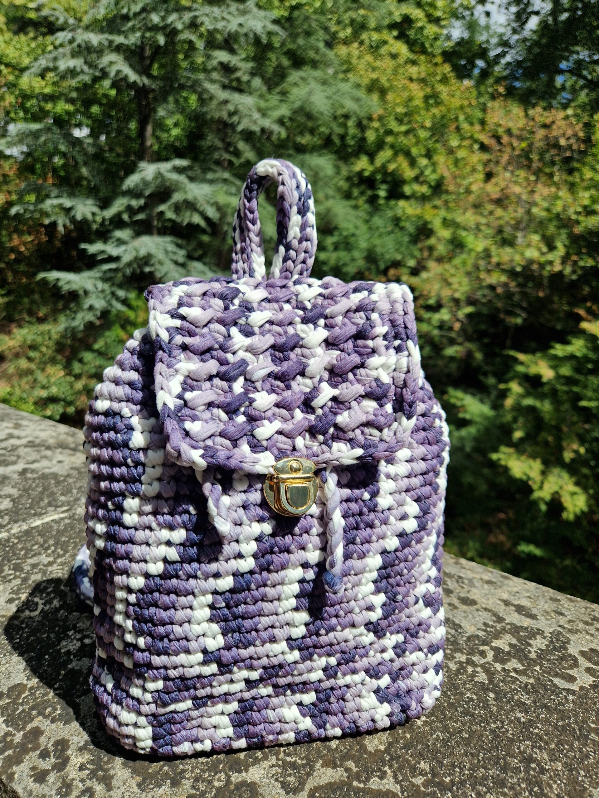 sac à dos fait mains crochet