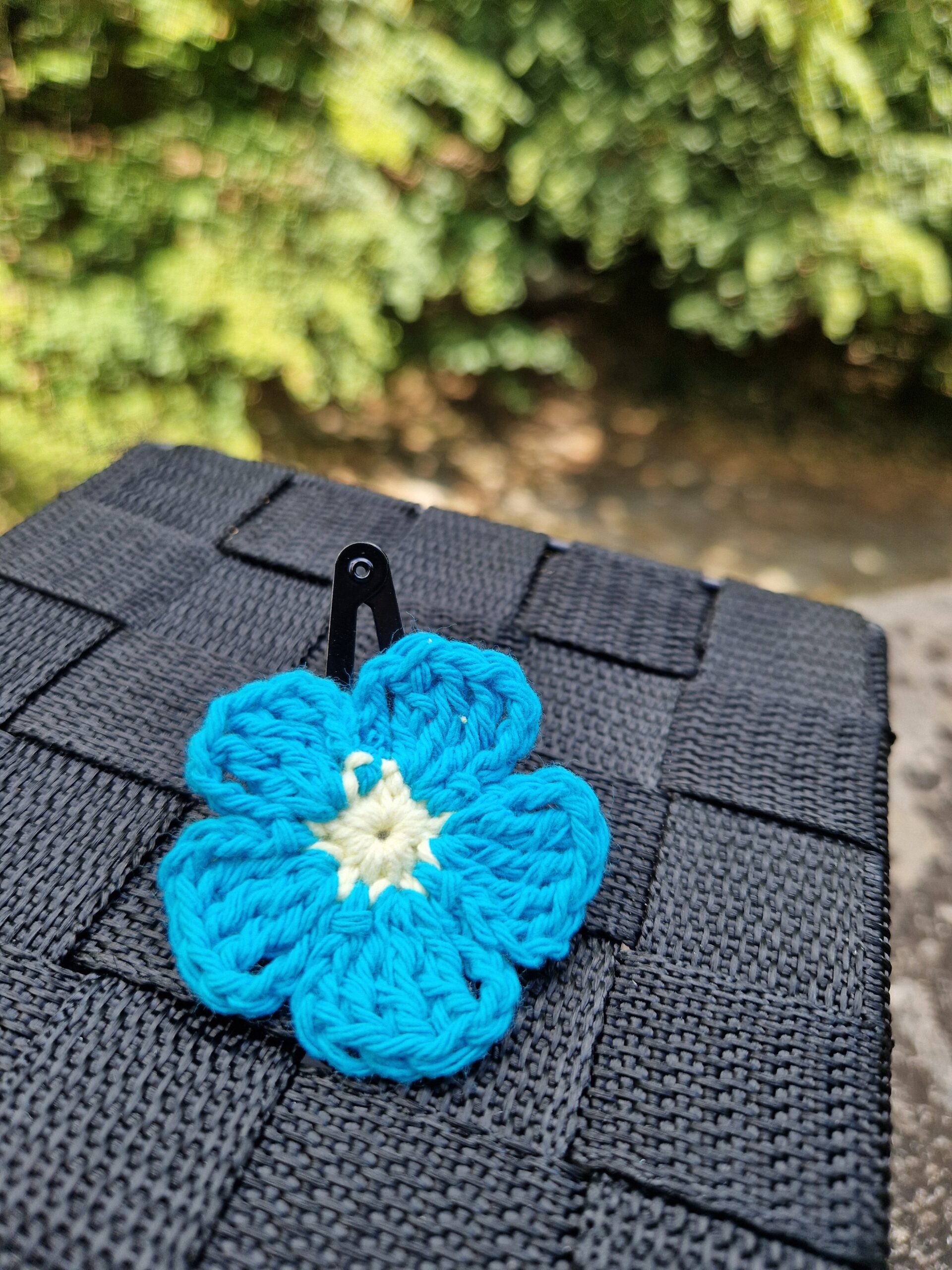 Lot de 2 barrettes « Marguerite bleue » – Image 4